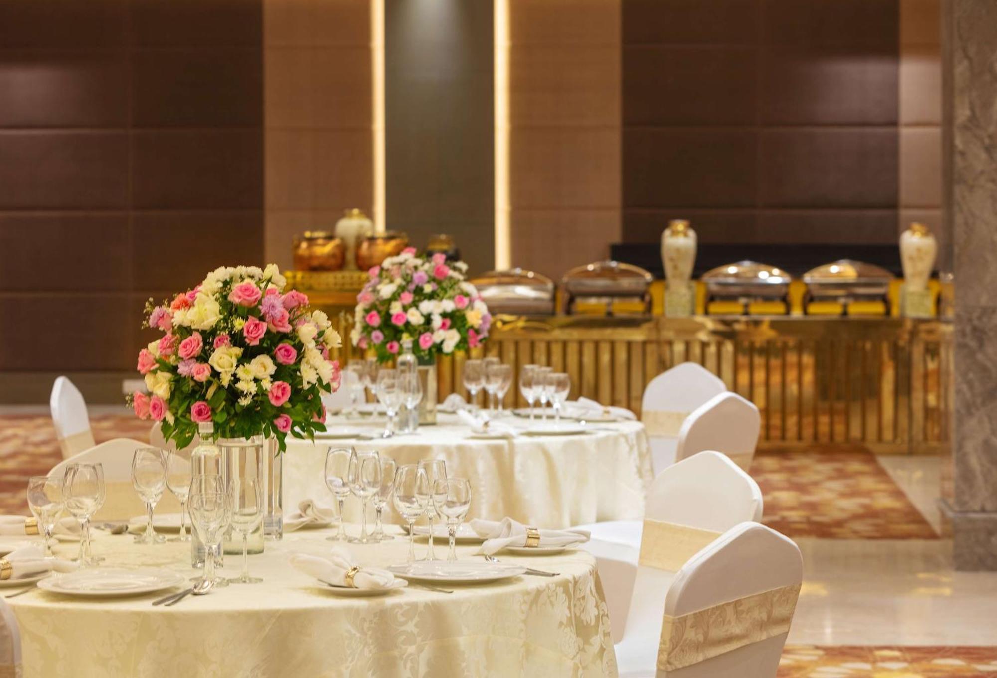 Doubletree By Hilton Jaipur Amer Buitenkant foto
