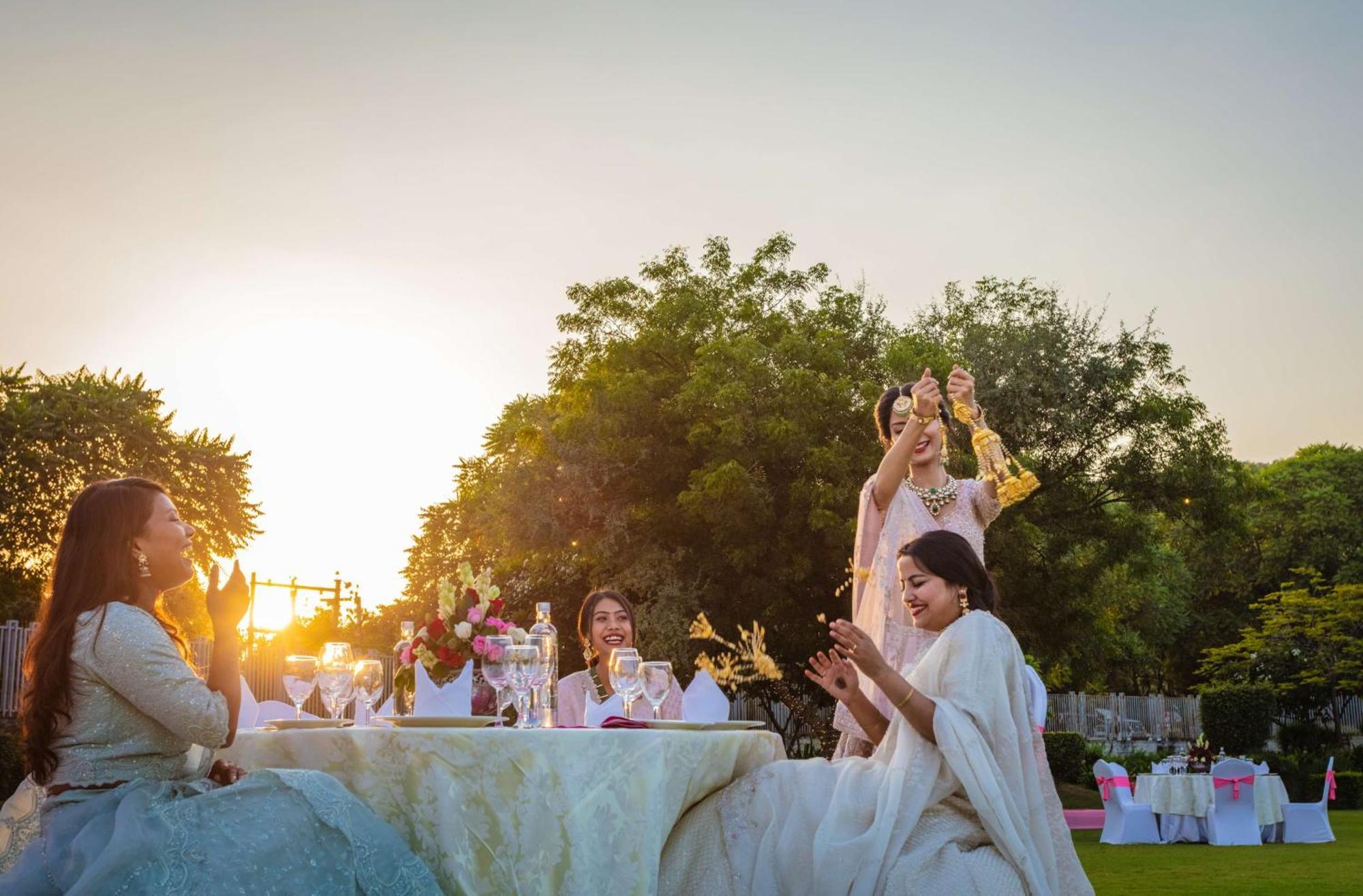 Doubletree By Hilton Jaipur Amer Buitenkant foto