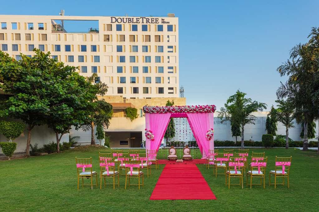 Doubletree By Hilton Jaipur Amer Faciliteiten foto